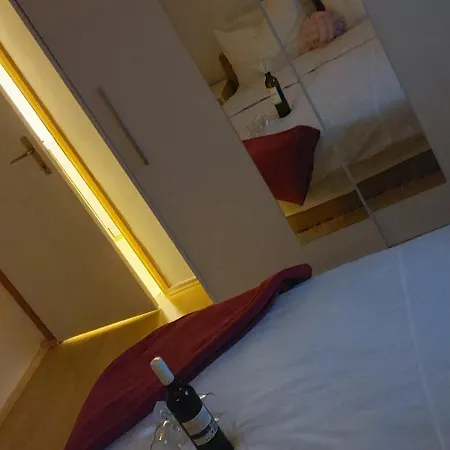 Daca Vikendica Za Odmor Vakantiehuis *