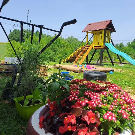 Daca Vikendica Za Odmor Vakantiehuis Banja Luka